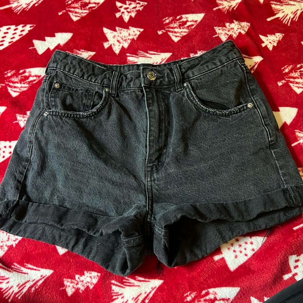 Black jean shorts